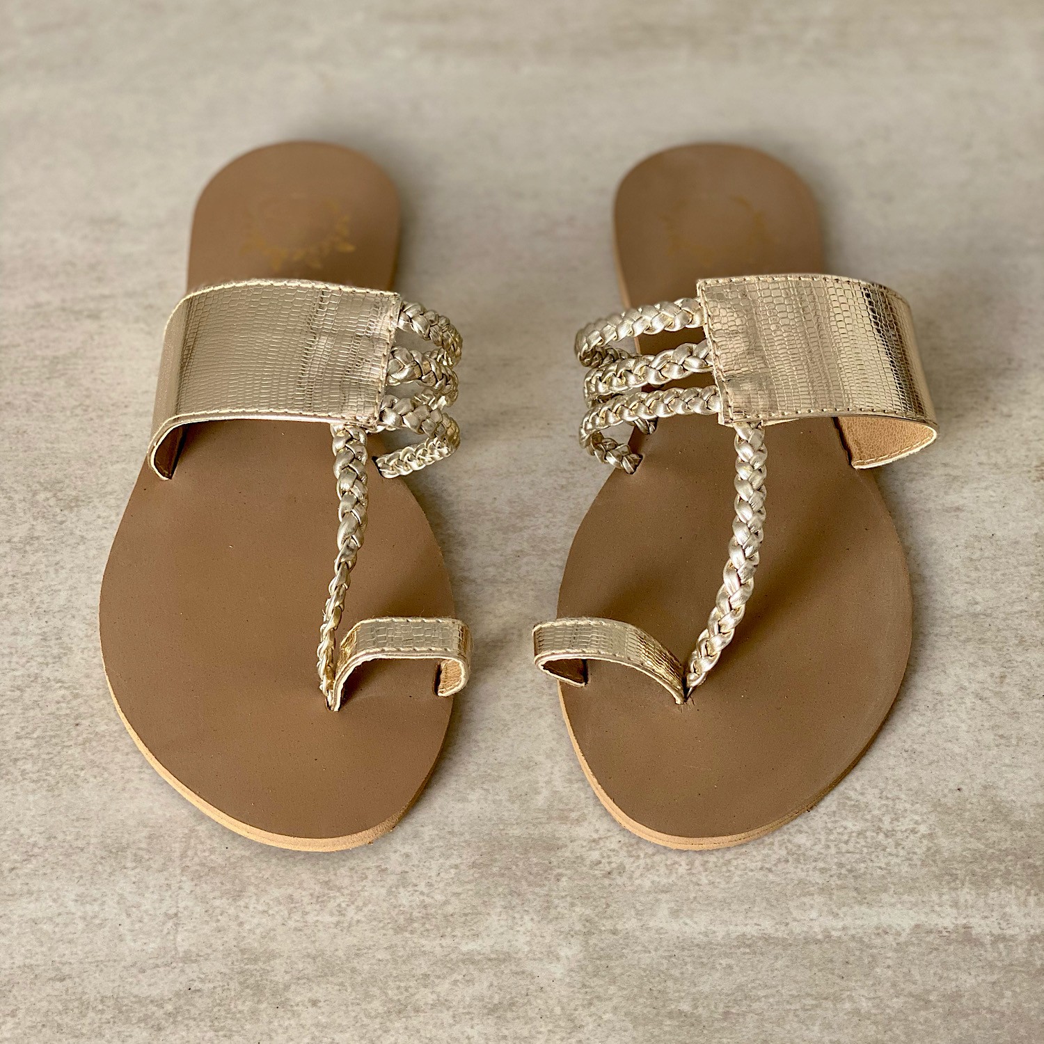 TOE RINGS